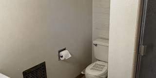 APARTMENT:  APPLE TREE SQUARE APARTMENTS-UPTOWN SEDONA Gallery 12