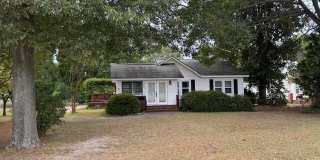 816 York Street NE Gallery 1