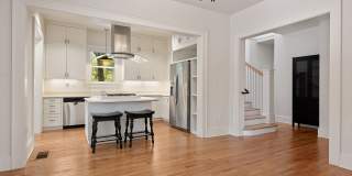 Historic and Charming 7 BR / 4.5 BA Home in Central Austin Gallery 1