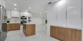 17203 SW 78th Place 17203, Palmetto Bay, FL 33157 17203 SW 78th Place 17203, Palmetto Bay, FL 33157 Gallery 5
