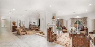 5206 Topeka Drive Gallery 10