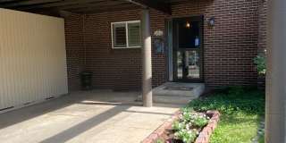 Bright  Lovely 3bd/2ba Townhouse in Mountain Shadows! AVAILABLE 4/1 Gallery 1