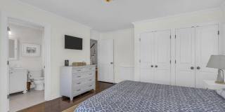 420 Tuttle Avenue Gallery 27