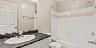 Alexander Crossing Apartments & Townhomes Gallery 7