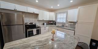 723 E Tennessee Street unit: B Gallery 1