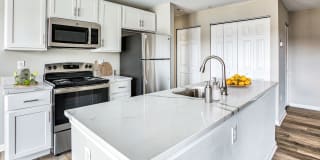 Bayshore Landing Gallery 1