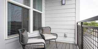 Everleigh Vernon Hills 55+ Active Adult Apartment Homes Gallery 13