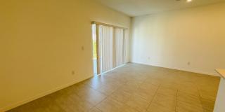 Townhome in The Townhomes of River Landing Gallery 7