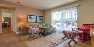 Newport Seacrest Apartments Gallery 14