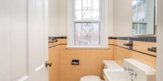 1667 PRIMROSE Road NW Gallery 11