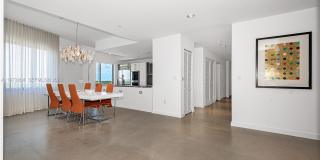 6101 Aqua Avenue Gallery 4