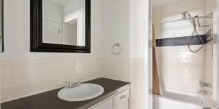 Stunning Marina View Condo in Prime St. Pete Location Gallery 15