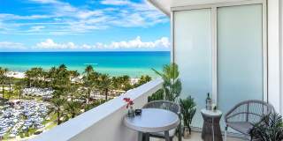 4391 Collins Ave Gallery 28