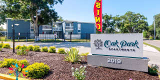 Oak Park Gallery 7