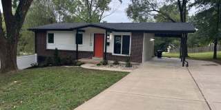 3 Bed/2 Bath Home in Webster Groves School District Gallery 1