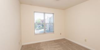 Walk to UC & UC Medical | 1BR/2BR Apartments Gallery 66