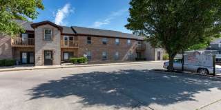 Elston Point Gallery 25