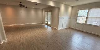 2125 S WILLIS Gallery 4