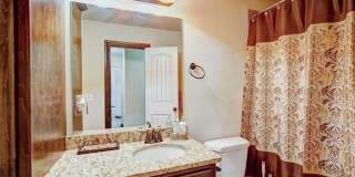 $500 Off First Month's Rent!!! St James Park Home in Norman - Community Pool!  Available in Now! Gallery 32