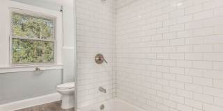 Adorable Single-Family Home! Gallery 18