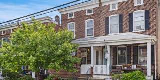 Great House in Trolley with Off Street Parking Gallery 1
