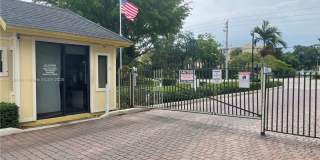 Beautiful Garden Apartment, Move in Condition Gallery 18