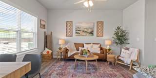 Hillcrest Village Gallery 25