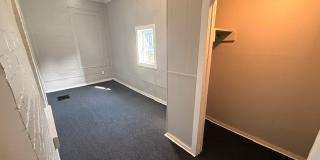 491 Emslie Street Gallery 11