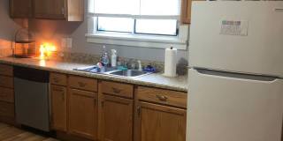 Cozy Cottage in Waverly Belmont Neighborhood, Minutes to Belmont, 12th South and Wedgewood Houston with Fenced Yard, Pet Friendly Gallery 12