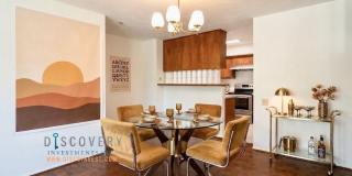 Spacious One Plus Bedroom Condominum off Broadway Terrace Gallery 14