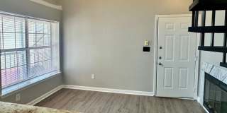 Charming 1BR Condo with loft  in Bowie Gallery 7