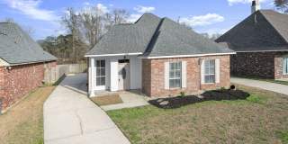 2201 Hunters Trail Drive Gallery 1