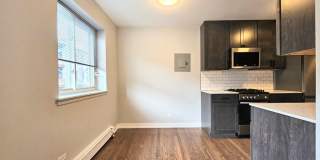 528 W Oakdale Gallery 2