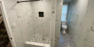 1725 Monument St. Gallery 22