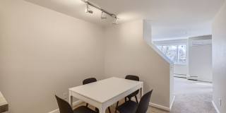 Lovely Pearl St. Condo 1 BDR/1 BA Downtown Boulder Gallery 17