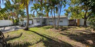 Charming Remodeled 3BD/1BA + Bonus Room | Fenced Yard | Pet Friendly Charming Remodeled 3BD/1BA + Bonus Room | Fenced Yard | Pet Friendly Gallery 1