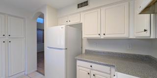 3548 W WHISPERING WIND Drive Gallery 16