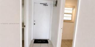 9330 Lagoon Pl Gallery 4