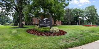 Livingston Gardens Gallery 47