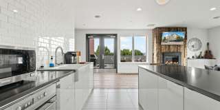 East 12 Lofts Gallery 21