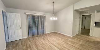 Beautiful Single Family Home! $2395/1085ft2-South Sarasota, 3-Bed/2-Bath, Fully Renovated: Annual Rental! Gallery 6