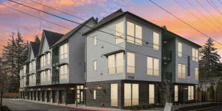 Welcome to Burnside Bluffs – Your New Urban Retreat! Gallery 39