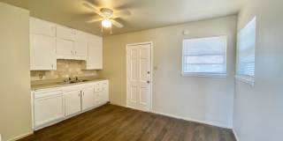$0 First Month's Rent / $0 Deposit at Move-in Gallery 8
