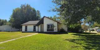 527 Raintree Circle Gallery 4