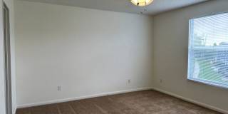3 Bedroom Townhome in Gated Community Gallery 13