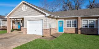 Remodeled 2 Bedroom Duplex in Rogers AR – Pet Friendly, Private Community Gallery 1