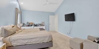 10065 Camelback Lane Gallery 18