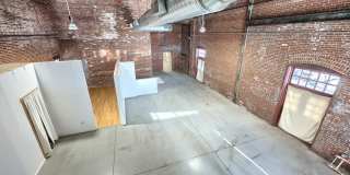 241 N FRANKLIN Street Gallery 4