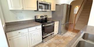 2417 Bay St. Gallery 8