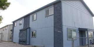Spacious 2BD/1BA unit FOR RENT on Provincial Dr Gallery 1